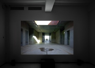 Picture of the installation of Lydia Debeer's videowork 'Undertaker' at the expo Rumour Has It, Marres Currents #2, Marres Maastricht. 